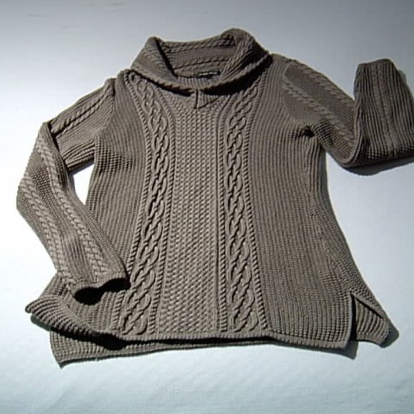 Women's Jeanne Pierre Size Med Cableknit Sweater - Picture 9 of 9